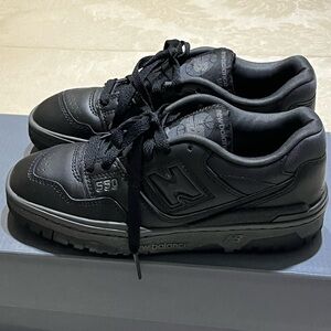 New Balance Black Retro-Inspired Sneakers